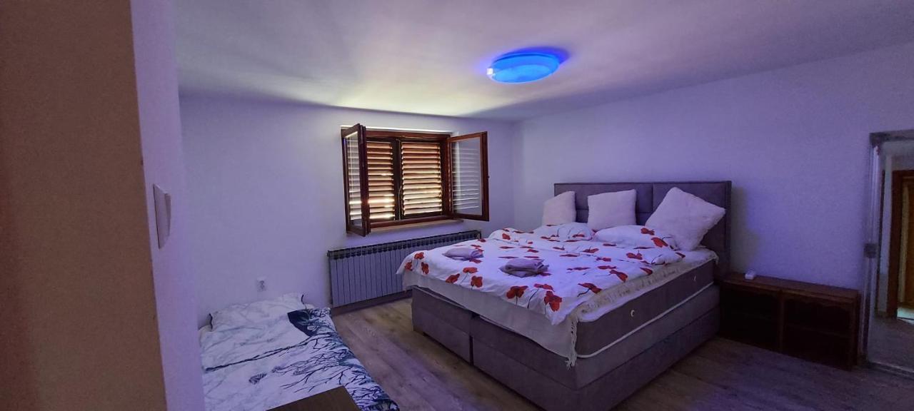 Апартаменты Kuca Za Odmor ,Erdelj 21 B Generalski Stol Экстерьер фото